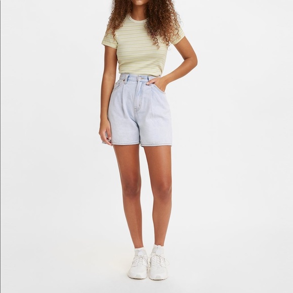 Levi’s Ribcage Shorts - Picture 7 of 11